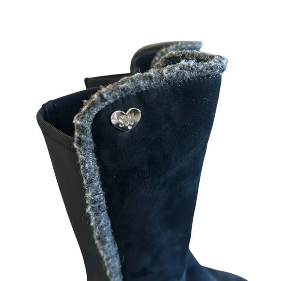 Stuart Weitzman 50/50 Shearling Black Dark Gray Boots Heart Suede Size 4 Girls - Picture 2 of 12